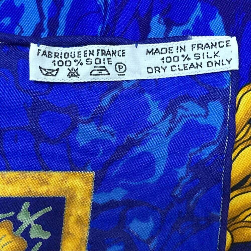 HERMES Carre 90 CARPE DIEM Enjoy Today Silk Scarf Stole Blue x Multicolor Wom... - Picture 10 of 11
